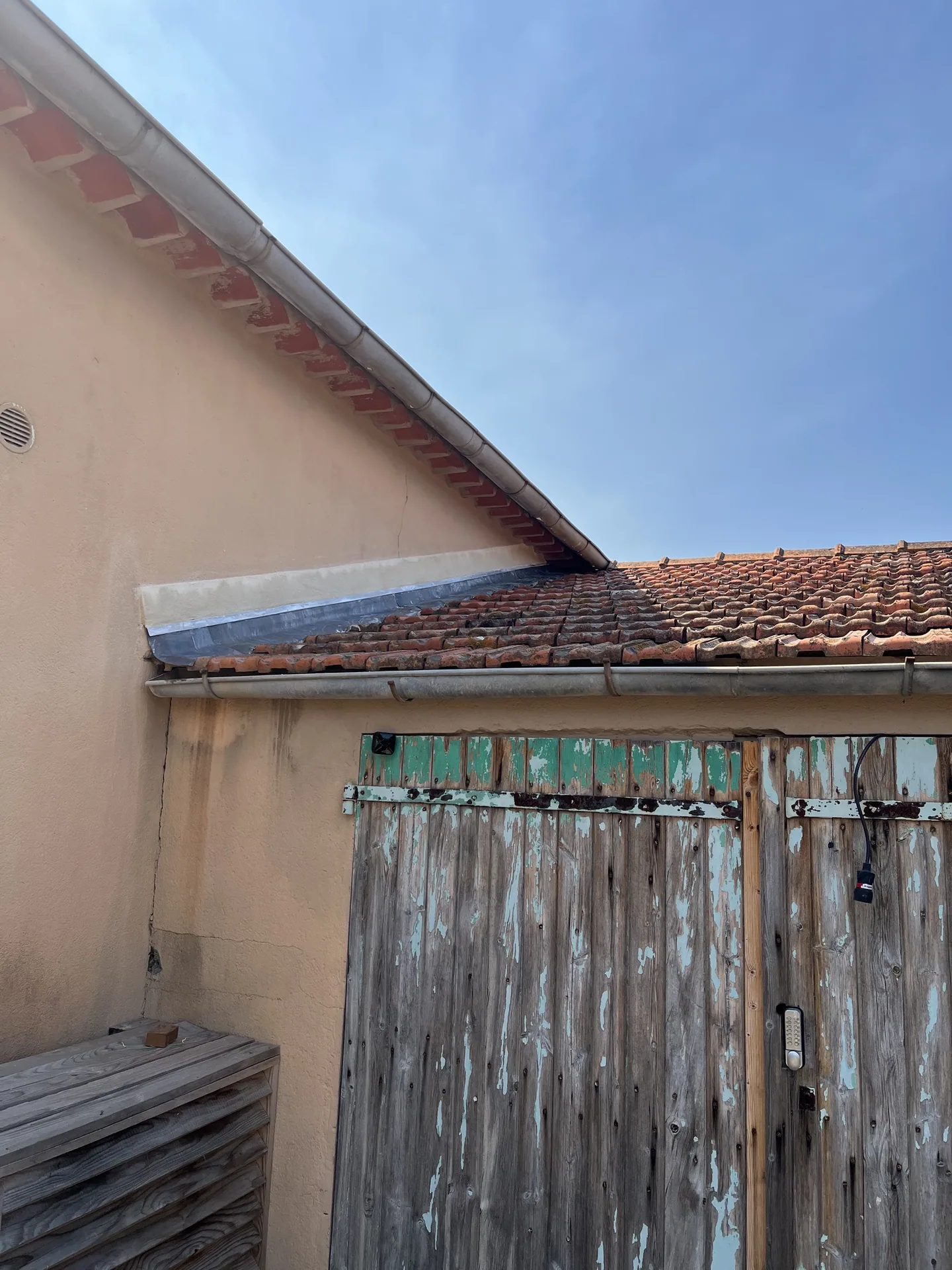 Réalisation de MJ Rénovation Toiture à Grimaud